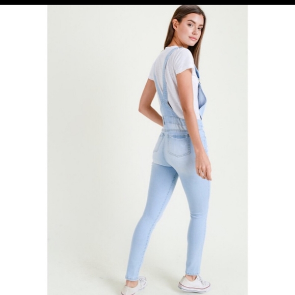๐ NWT Jegging Overalls - Picture 6 of 7